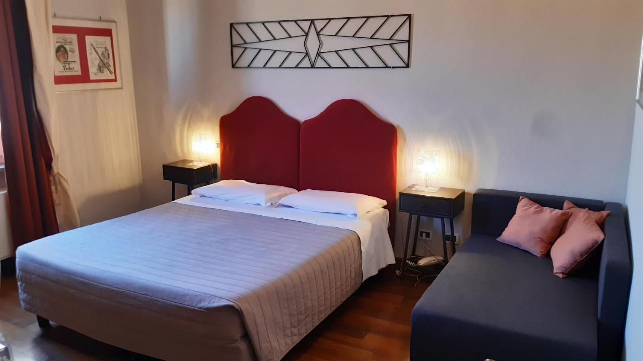 Albergo Moderno Λούκα Εξωτερικό φωτογραφία
