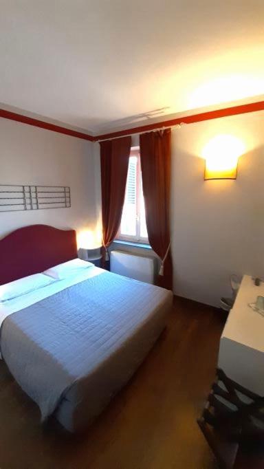 Albergo Moderno Λούκα Εξωτερικό φωτογραφία